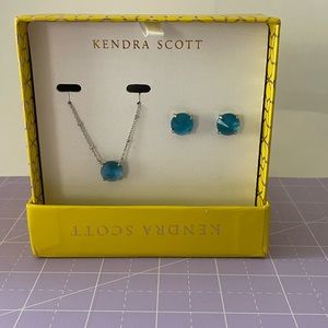 Kendra Scott Jolie necklace and earring set